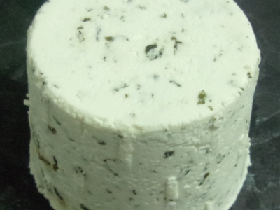 Cabriole - dôme de chèvre frais au lait cru (AB) - à l'ail des ours