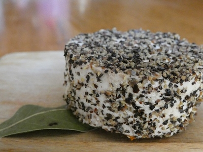 nn- Fromage frais aux poivres