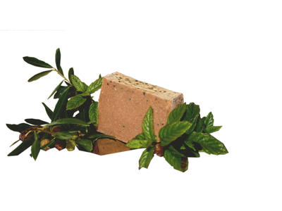 b.Savon exfoliant à la vigne rouge