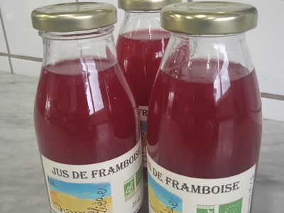jus de framboise(25 % de fruits)