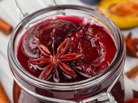 Gelée de Noel (vin rouge maison et épices de Noel) 200g