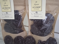 fleurs en chocolat 72 % cacao le fruité avec inclusion de cuir de fruit FIGUES