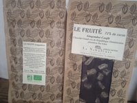 tablette noir 72% cacao le fruité et 20 % de gingembre confit
