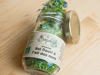 Sel fleuri ail des ours